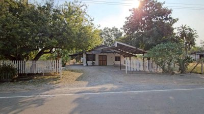 บ้านหลังนี้ทั้งสวย ทั้งถูก 750,000บาท ติดถนนลาดยาง