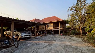 โฉนดครุฑแดงพร้อมโอน เนื้อที่ 2 งาน 64 ตารางวา ราคา 1,500,000 บาท