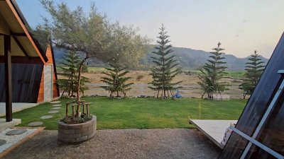บ้านบนที่ดินโฉนดวิวเขา พร้อมเฟอร์นิเจอร์ และพื้นที่สวนพักผ่อนชมวิว