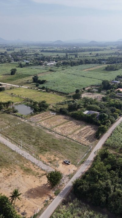 ที่ดินติดถนนลาดยาง ไฟฟ้า น้ำประปา เขตชุมชน ต.เขาขลุง อ.บ้านโป่ง จ.ราชบุรี
