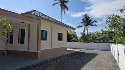 บ้านสวนชั้นเดียว ใกล้ตลาดจอมบึง ต.จอมบึง อ.จอมบึง จ.ราชบุรี