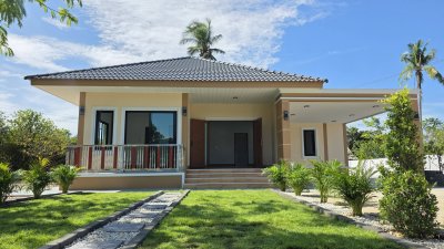 บ้านสวนชั้นเดียว ใกล้ตลาดจอมบึง ต.จอมบึง อ.จอมบึง จ.ราชบุรี