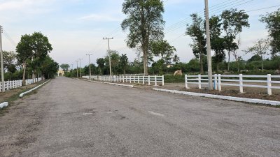 ที่ดินโฉนด ถนนกว้าง ใกล้รพ.และตลาดจอมบึง 10นาที เริ่มต้น 200 ตารางวา