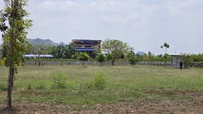 ที่ดิน 3ไร่ ติดถนน ใกล้โครงการพระราชดำริเขาชะงุ้ม