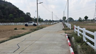 ที่ดินโฉนด วิวเขาโอบ 265 ตร.วา 690,000.- ฟรีโอน