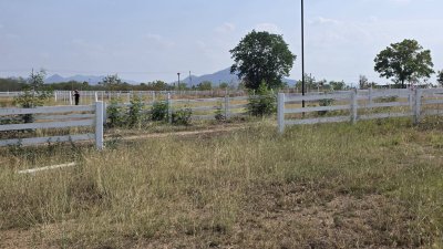 ที่ดินโฉนด 1 ไร่ ไม่มีประวัติน้ำท่วม เป็นเนินสูงกว่าถนนหลัก