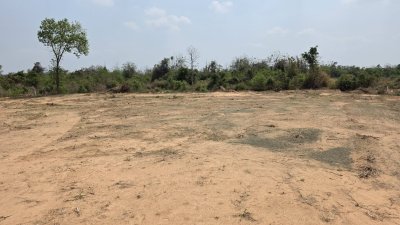 ที่ดินโฉนด 1ไร่ 2งาน ติดถนนลาดยาง ราคา 750,000บาท