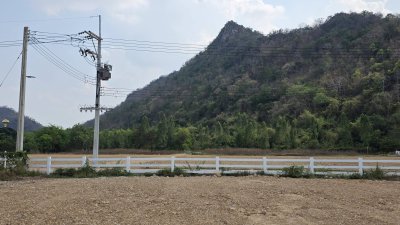 ที่ดินโฉนด วิวเขาโอบ 265 ตร.วา 690,000.- ฟรีโอน