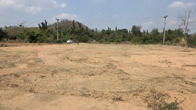 ที่ดินโฉนด 1ไร่ 2งาน ติดถนนลาดยาง ราคา 750,000บาท