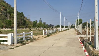 ที่ดินโฉนดติดเขา วิวเขาล้อม ต.เขาชะงุ้ม อ.โพธาราม จ.ราชบุรี