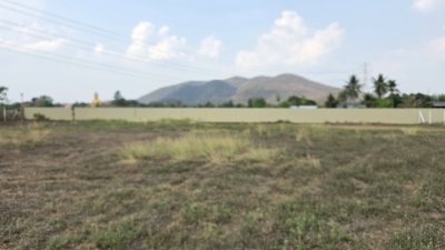 ที่ดินโฉนด วิวเขาโอบ 335 ตร.วา 860,000.- ฟรีโอน