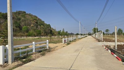 ที่ดินโฉนดติดเขา วิวเขาล้อม ต.เขาชะงุ้ม อ.โพธาราม จ.ราชบุรี