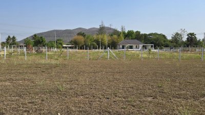 ที่ดินโฉนดติดเขา วิวเขาล้อม 1 ไร่ 1 งาน 1,290,000 บาท