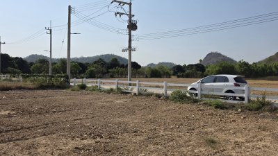 ที่ดินโฉนด วิวเขาโอบ 265 ตร.วา 690,000.- ฟรีโอน