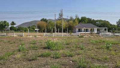 ที่ดินโฉนดติดเขา วิวเขาล้อม 1 ไร่ 1 งาน 1,290,000 บาท