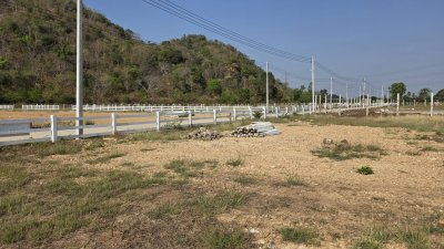 ที่ดินโฉนด วิวเขาโอบ 265 ตร.วา 690,000.- ฟรีโอน