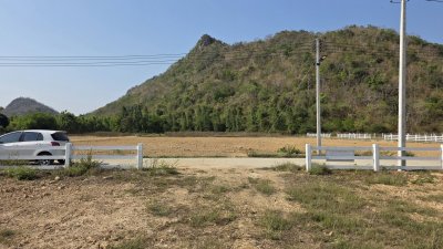 ที่ดินโฉนด วิวเขาโอบ 265 ตร.วา 690,000.- ฟรีโอน