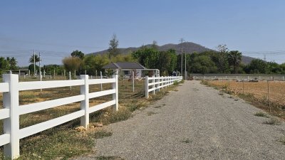 ที่ดินโฉนดติดเขา วิวเขาล้อม ต.เขาชะงุ้ม อ.โพธาราม จ.ราชบุรี