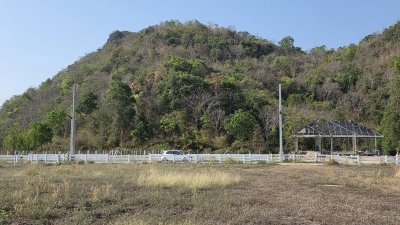 ที่ดินโฉนด วิวเขาโอบ 335 ตร.วา 860,000.- ฟรีโอน