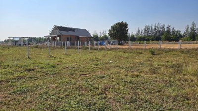 ที่ดินไม่เคยมีประวัติน้ำท่วม ใกล้รพ. ถนนคอนกรีต ต.จอมบึง อ.จอมบึง จ.ราชบุรี