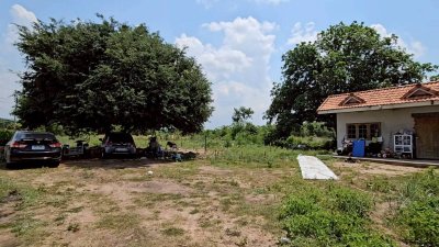 ที่ดินโฉนดพร้อมสิ่งปลูกสร้าง 2 ห้องนอน 1 ห้องน้ำ มีแหล่งน้ำการเกษตร