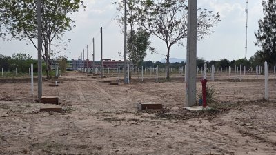 ที่ดินแบ่งขาย โครงการติดถนน 4 เลน เนื้อที่ 205 ตร.วา 850,000.-