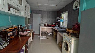 ที่ดินโฉนดพร้อมสิ่งปลูกสร้าง 5 หลัง แถมเฟอร์นิเจอร์ภาย, เครื่องใช้ไฟฟ้า มีสระน้ำทำการเกษตร