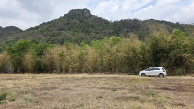 ที่ดินโฉนด 7 ไร่  วิวภูเขาล้อม ต.เขาชะงุ้ม อ.โพธาราม จ.ราชบุรี