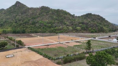 ที่ดินโฉนด วิวเขาโอบ 265 ตร.วา 690,000.- ฟรีโอน ต.เขาชะงุ้ม อ.โพธาราม จ.ราชบุรี