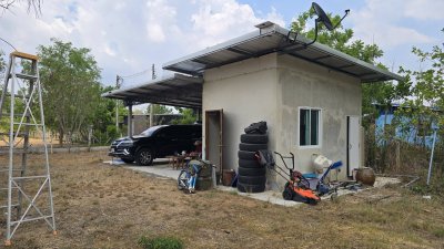 ขายที่ดินพร้อมสิ่งปลูกสร้าง 690,000.- 1 ไร่ 71 ตร.วา ต.รางบัว อ.จอมบึง จ.ราชบุรี