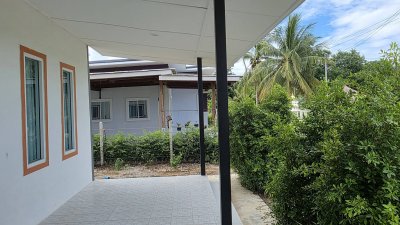บ้านสร้างใหม่ ผ่อนตรงกับเจ้าของ ไม่เช็คเครดิตบูโร เนื้อที่ 150 ตร.วา