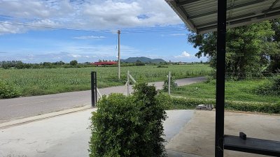 บ้านสร้างใหม่ ผ่อนตรงกับเจ้าของ ไม่เช็คเครดิตบูโร เนื้อที่ 150 ตร.วา