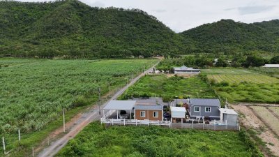 ที่ดินโฉนด 100 ตร.วา  300,000.- วิวเขาล้อม บ้านใหม่ กาญจนบุรี