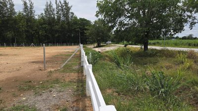 ที่ดินติดถนนทางหลวง เขตชุมชน วัด โรงเรียน ต.ปากช่อง อ.จอมบึง จ.ราชบุรี