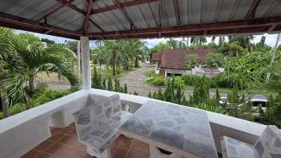 ขายบ้านพักรีสอร์ท บ้านพักตากอากาศ สวนผึ้ง ราชบุรี ราคา 800,000.-