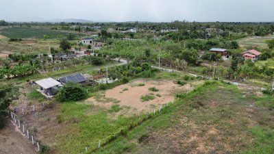 ที่ดินโฉนด ปรับถมแล้ว 300 ตร.วา สด-ผ่อน อ.จอมบึง จ.ราชบุรี