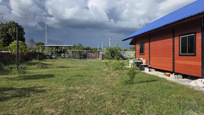 บ้านทำเลใกล้ตลาด และรพ. 5-10 นาที ที่ดินโฉนดสวนผึ้ง 220 ตร.วา 1,300,000.-