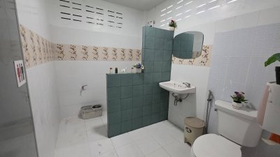 บ้านเดี่ยว เนื้อที่ 173 ตร.วา ใกล้คลองแควอ้อม ต.เกาะศาลพระ อ.วัดเพลง จ.ราชบุรี