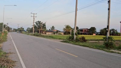 ที่ดิน 80 ตร.วา ราคา 170,000 บาท 100 ตร.วา ราคา 190,000 บาท