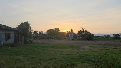 ที่ดิน 80 ตร.วา ราคา 170,000 บาท 100 ตร.วา ราคา 190,000 บาท