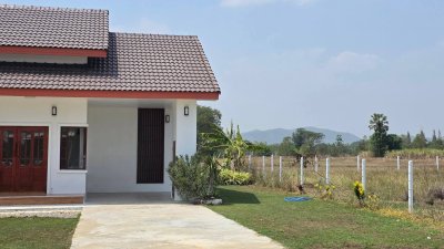 บ้าน 200 ตร.วา โฉนดพร้อมโอน ราคา 1,890,000 บาท อ.จอมบึง จ.ราชบุรี