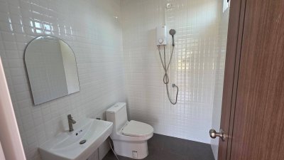 บ้าน 200 ตร.วา โฉนดพร้อมโอน ราคา 1,890,000 บาท อ.จอมบึง จ.ราชบุรี