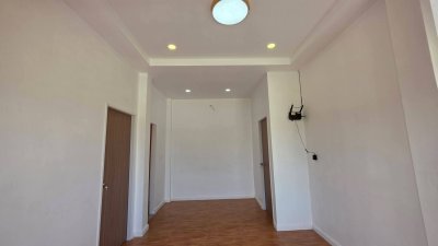 บ้าน 200 ตร.วา โฉนดพร้อมโอน ราคา 1,890,000 บาท อ.จอมบึง จ.ราชบุรี