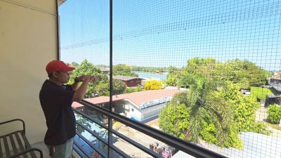 อาคาร 3 ชั้น 2 คูหา ติดถนนทางหลวงชนบทราชบุรี-สมุทรสงคราม