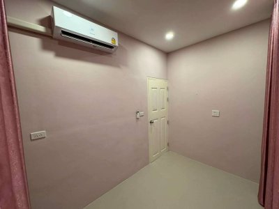 วิวเขา 2 ด้าน ที่ดิน 2 งาน ขายพร้อมบ้านสภาพดี ราคา 950,000 บาท