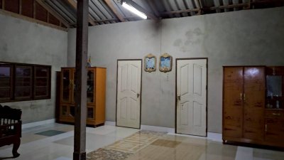 ที่ดินโฉนดพร้อมบ้าน 4 ไร่ 2,000,000 บาท และโรงเรือนเพาะเห็ด ,สวนผสมผสาน ติดคลองชลประทาน