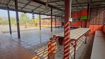 บ้านพักสไตล์รีสอร์ท พร้อมเฟอร์นิเจอร์ ,สระน้ำและสวนไม้ร่มรื่น