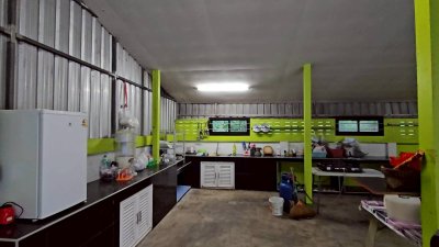 ที่ดินพร้อมบ้าน เขตตลาดจอมบึง ใกล้โรงเรียนมัธยม อ.จอมบึง จ.ราชบุรี