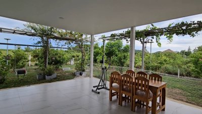 บ้านพร้อมที่ดินโฉนด สวนผสมผสาน บรรยากาศธรรมชาติ ท้ายติดคลองขุด