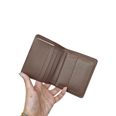 CROCODILE TAIL LEATHER SHORT BI-FOLD VERTICAL WALLET : CW22BTSHKMX CROCODILE TAIL LEATHER SHORT BI-FOLD VERTICAL WALLET : CW22BTSHKMX